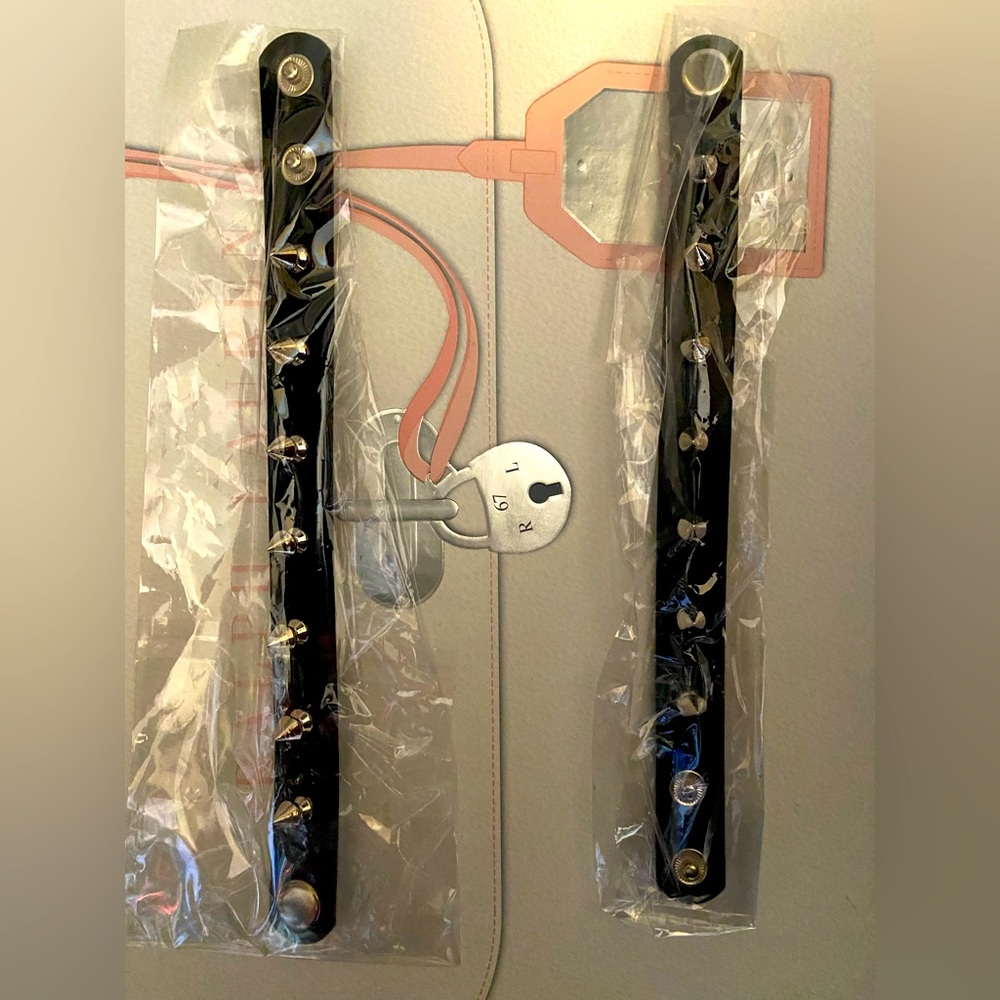 Costume accessories Spike studded leather bracelets